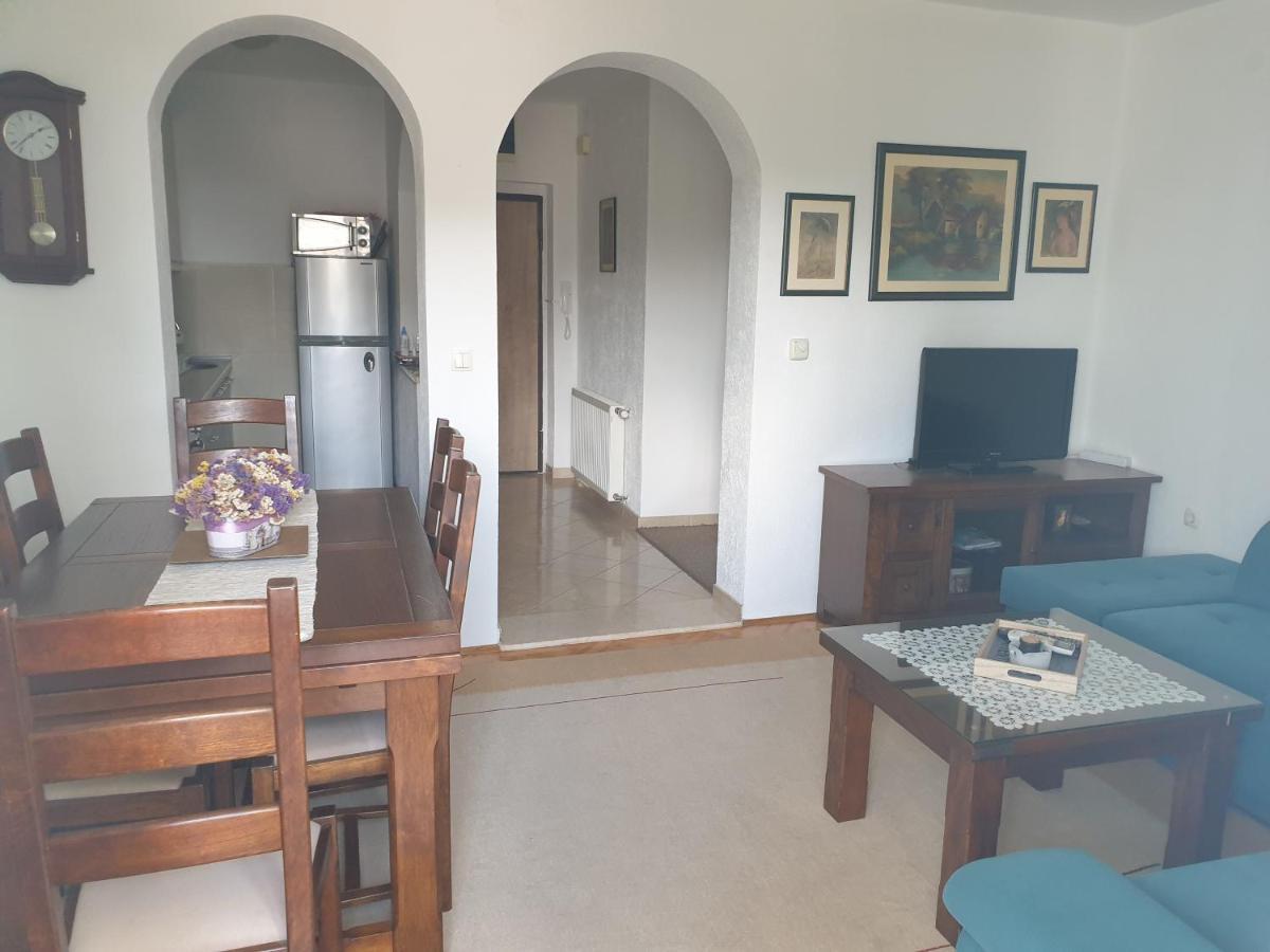 An Apartment 65M2-يوبوسكي المظهر الخارجي الصورة